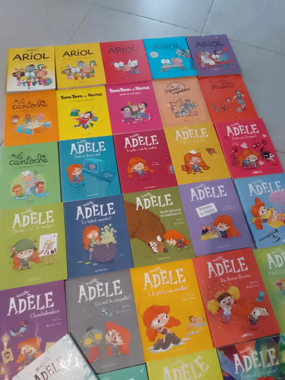 mortelle Adèle 7euros LA BD prijs vast Tom Tom ariol la cantoche – photo 4